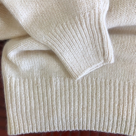 I.B. Diffusion VTG Sweater w/Florette Design Large - Picture 7 of 8